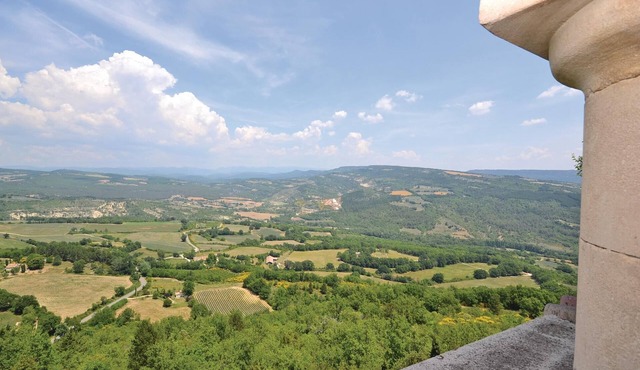 1 bedroom gorgeous home in Viens