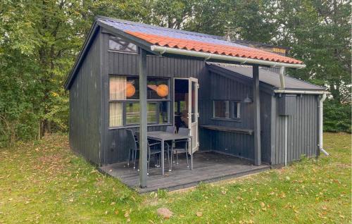 1 Bedroom Gorgeous Home In Hampen