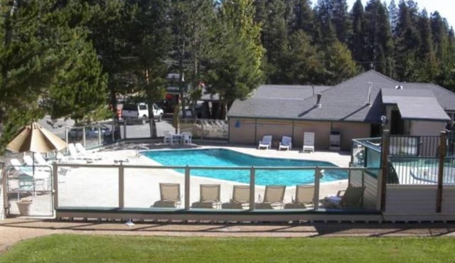 1-bedroom guestroom in Tahoe Vista, 22 minutes to Northstar California Resort