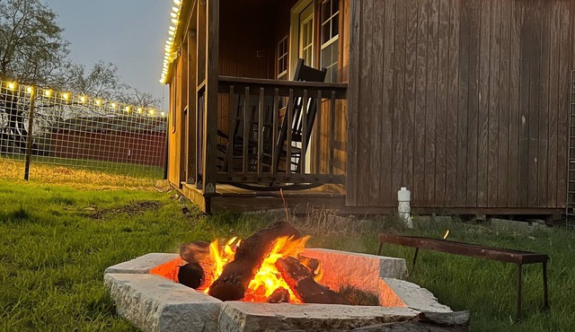 1 Bedroom Hill Country Cabin