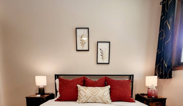 1 Bedroom in Historic Grafton #9