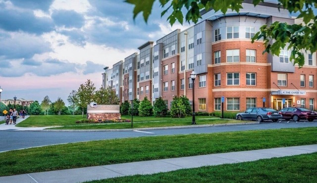 1 Bedroom in Revere with central AC and 24hr gym access