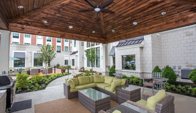 1 Bedroom | Indoor Pool. Free Breakfast. Gym.