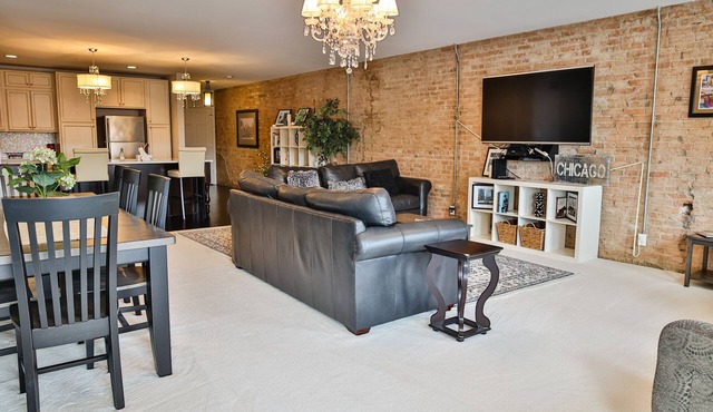 1 Bedroom Loft in Downtown Defiance!