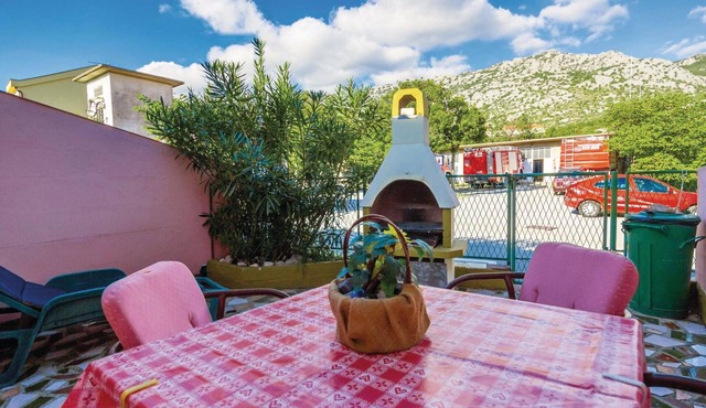 1 bedroom lovely apartment in Karlobag