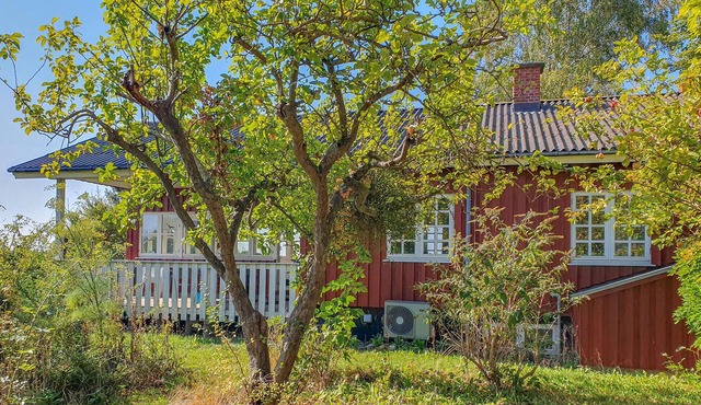 1 bedroom lovely home in Nørre Alslev