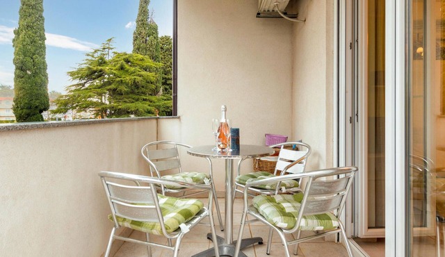 1 bedroom nice apartment in Fazana