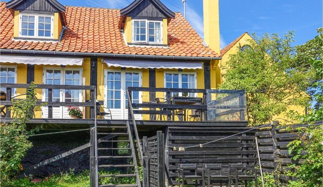 1 Bedroom Nice Apartment In Svaneke