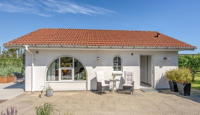 1 bedroom nice home in Hadsund