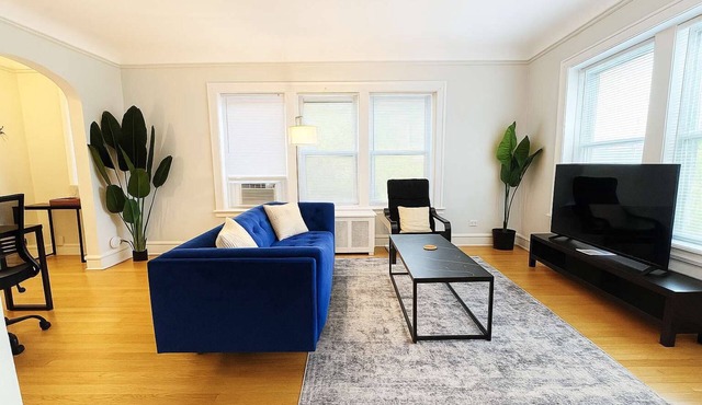 1-Bedroom Pad | Cozy + All-Set