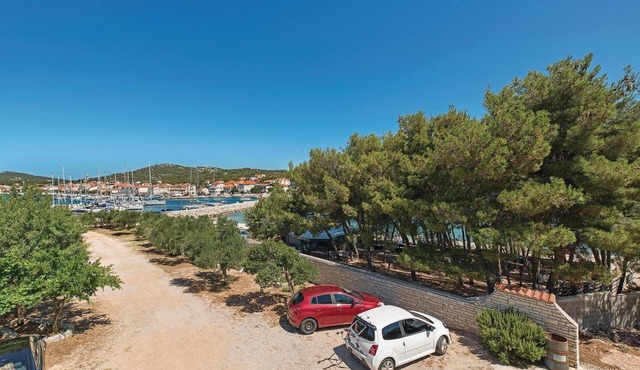 1 bedroom pet friendly apartment in Jezera