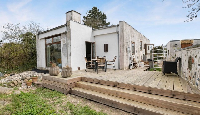 1 bedroom pet friendly home in Egå