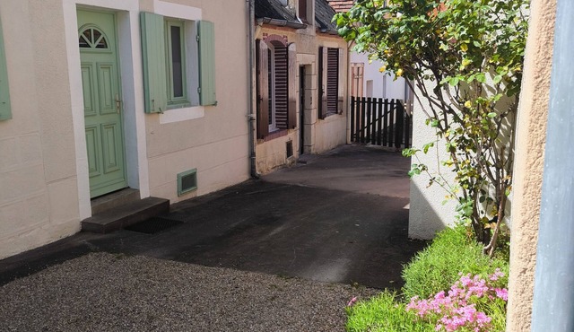 1 bedroom private vacation home in chã¢teaumeillant