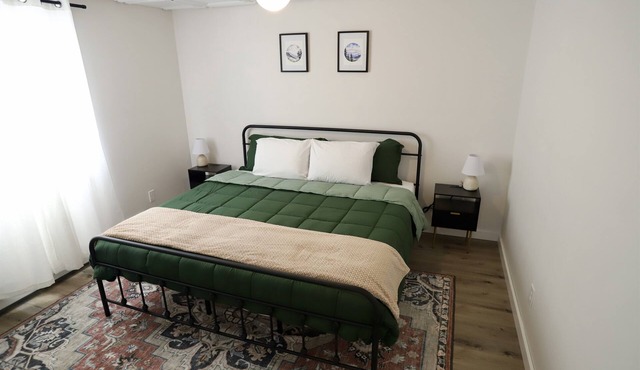 1 Bedroom Single Family Condo, Minutes from Slopes