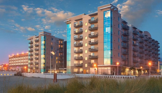 1-bedroom sleeps 4, resort at Seaside WorldMark for volleyball week.
