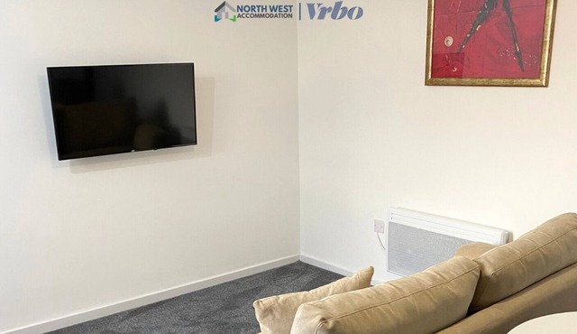 1 Bedroom St Helens Apartment | Free WiFi | Fully Furnished