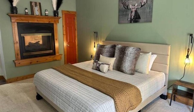 1 bedroom studio, pool, hot tub, sauna
