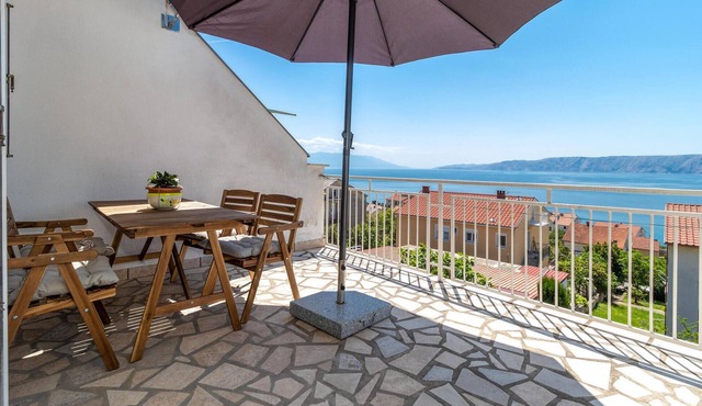 1 bedroom stunning apartment in Novi Vinodolski