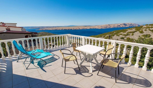 1 bedroom stunning apartment in Jablanac