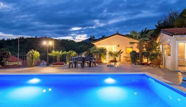 1 bedroom stunning apartment in Veprinac