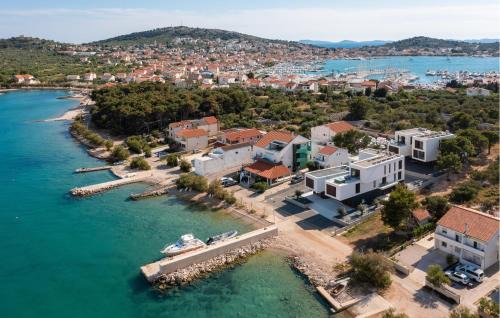 1 Bedroom Stunning Apartment In Betina