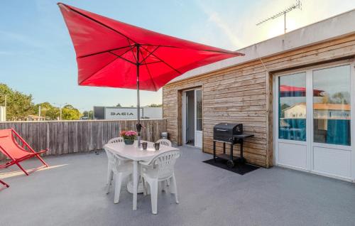 1 Bedroom Stunning Apartment In Médis