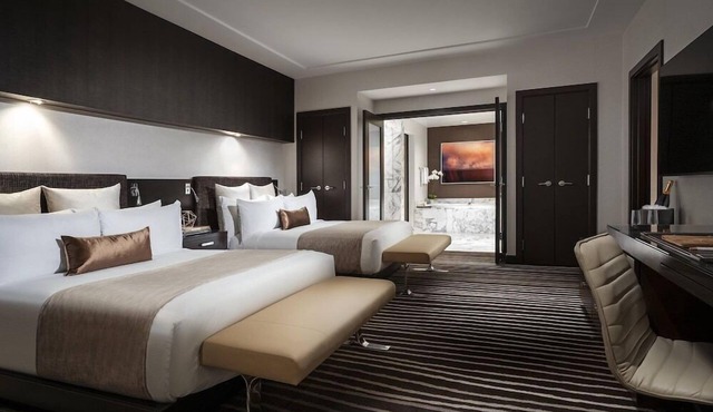 1-Bedroom Suite at a 5⭐️ Hotel