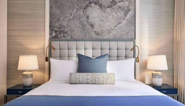 1-Bedroom Suite + Connecting Room at a 5⭐️ Hotel