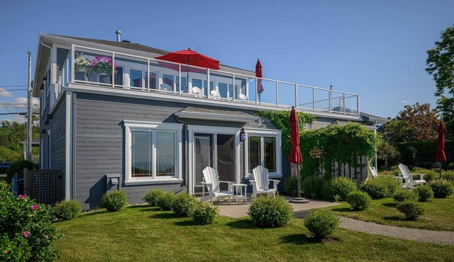 1 bedroom unit with view on the St-Laurent
