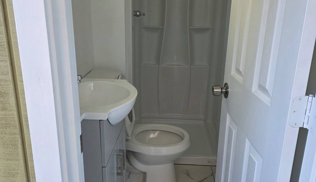 1-bedroom with private bathroom in San Jose