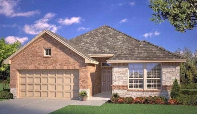 1 bedroom with queen size bed and shared bathroom one guest per room