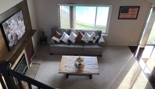 1 Bedroom with Shared Bath. Quiet place for business professional or traveler