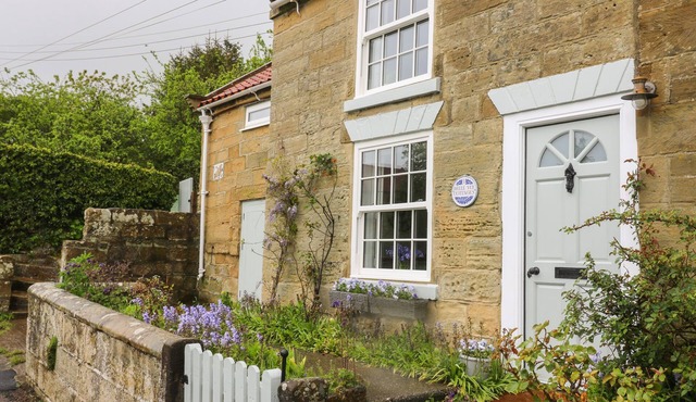 1 BELLE VUE, family friendly, with open fire in Osmotherley