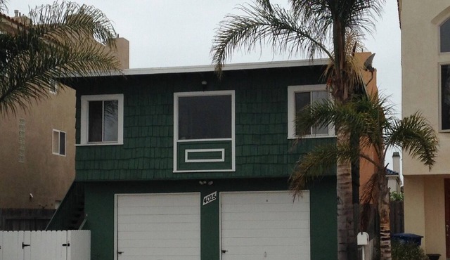 1 Block From The Pacific Ocean And 1 Block From The Channel Islands Harbor
