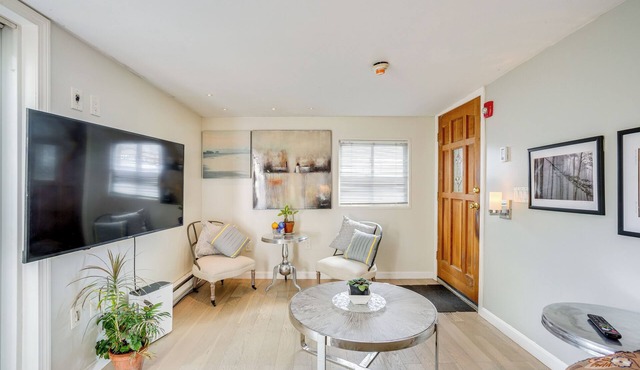 1 Block to Beach: Pet-Friendly Apt w/Yard in Lynn