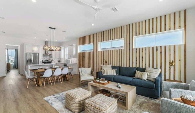 1 Block to Jax Beach Modern and Clean Beach Home