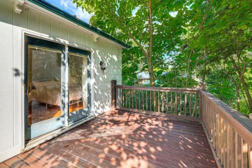 1 Block to Main St! Home with Deck in Jonesborough