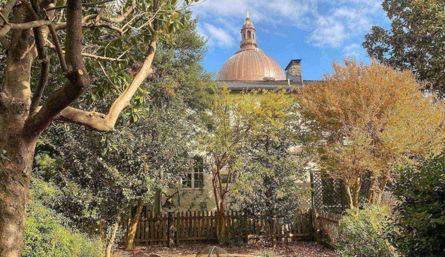 1 Block to USNA at LUXE Historic Chapel Views with Private Patio and Off-Site Parking
