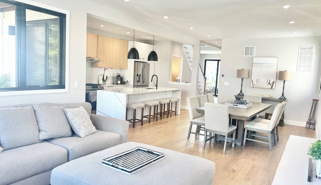 1 blocks to the Beach - New construction! New listing!