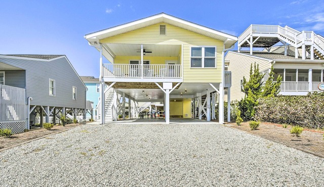 1 Bock to Beach: Sunset Beach Home w/Private Deck