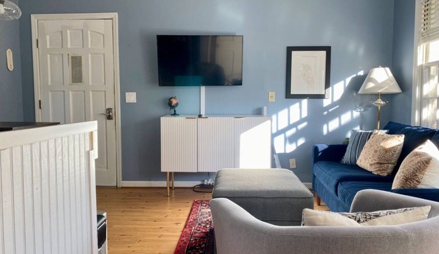 1 BR 1BA In-Law Suite Near Folly Beach and Downtown Charleston