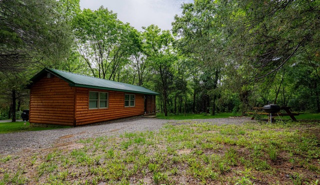 1 BR Hot Tub Cabin- Closest Cabins to Garden of the Gods-Shawnee National Forest