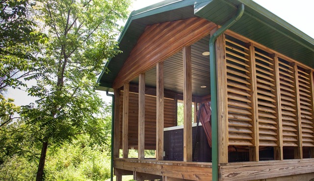 1 BR Hot Tub Cabin- Closest Cabins to Garden of the Gods-Shawnee National Forest