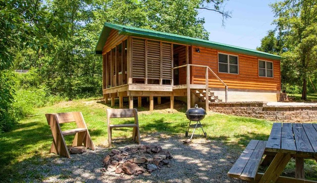 1 BR Hot Tub Cabin- Closest Cabins to Garden of the Gods-Shawnee National Forest