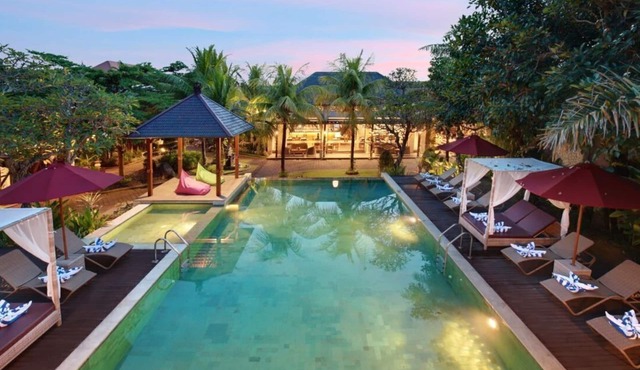 1 BR Suite Villa with a private pool, FREE return airport transfers