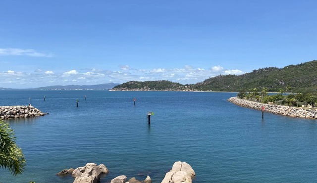 1 Bright Point Apartment 2303