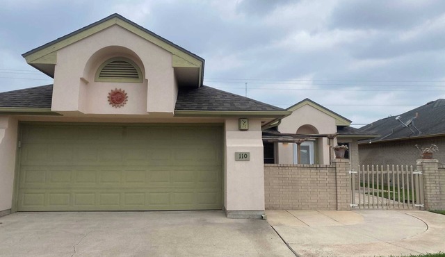 #1 Bungalow, Pool, Tennis, Golf, Jacuzzi, 55yrs+