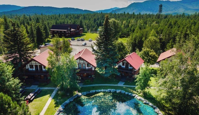 #1 Cozy 1-bedroom cabin in tranquil West Glacier with AC