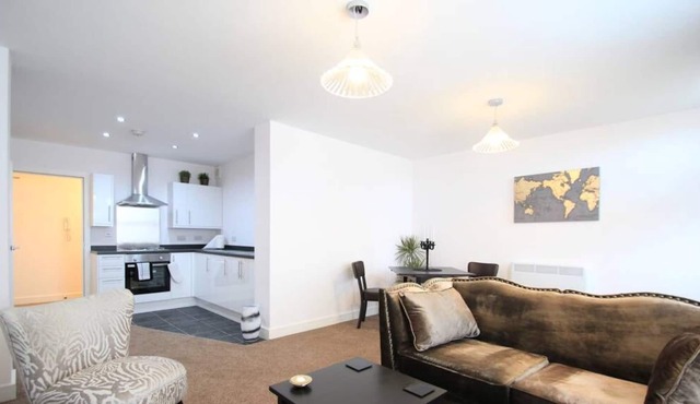 1 Friars House, Town Centre, Stafford