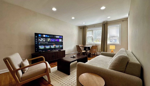 1 GB Wi-Fi, 1 Reserved Parking Space, Sleeps 4